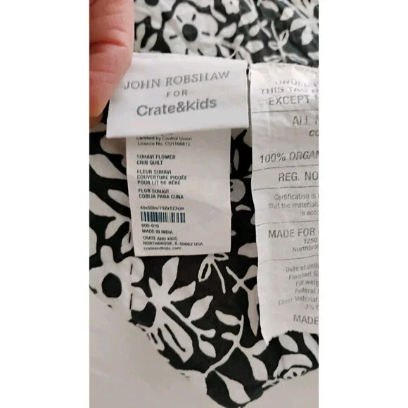 John Robshaw Baby Toddler Suhavi Crib Quilt Blk White Floral Organic Cotton EUC - Picture 9 of 11